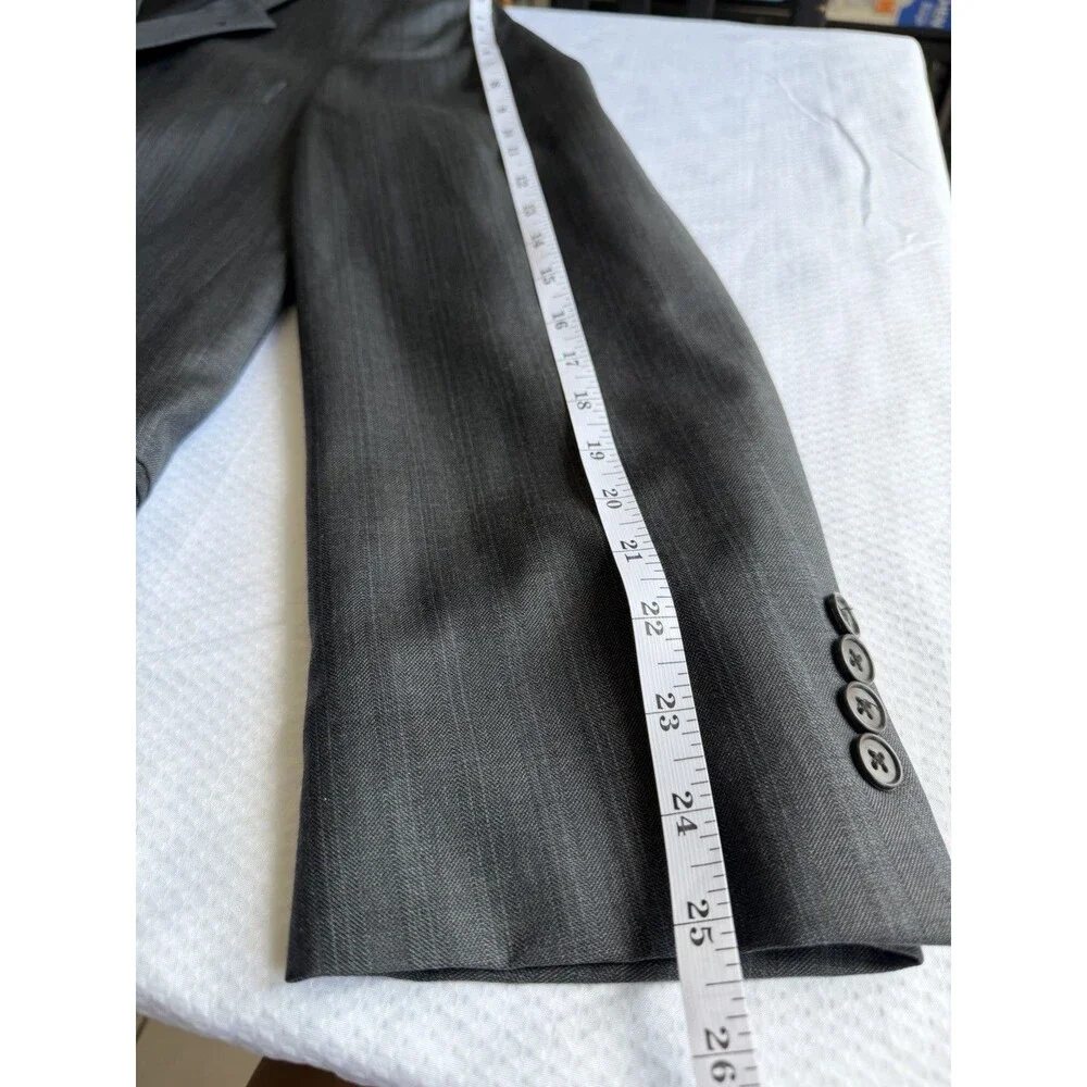 Perry Ellis Portfolio 44R Gray 100% Worsted Wool Blazer Sport Coat 3 Button